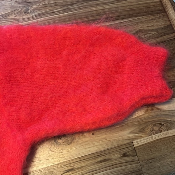 Mohair short sleeve sweater. Size M. Great condition P2P 20” L 20”. - Picture 3 of 3
